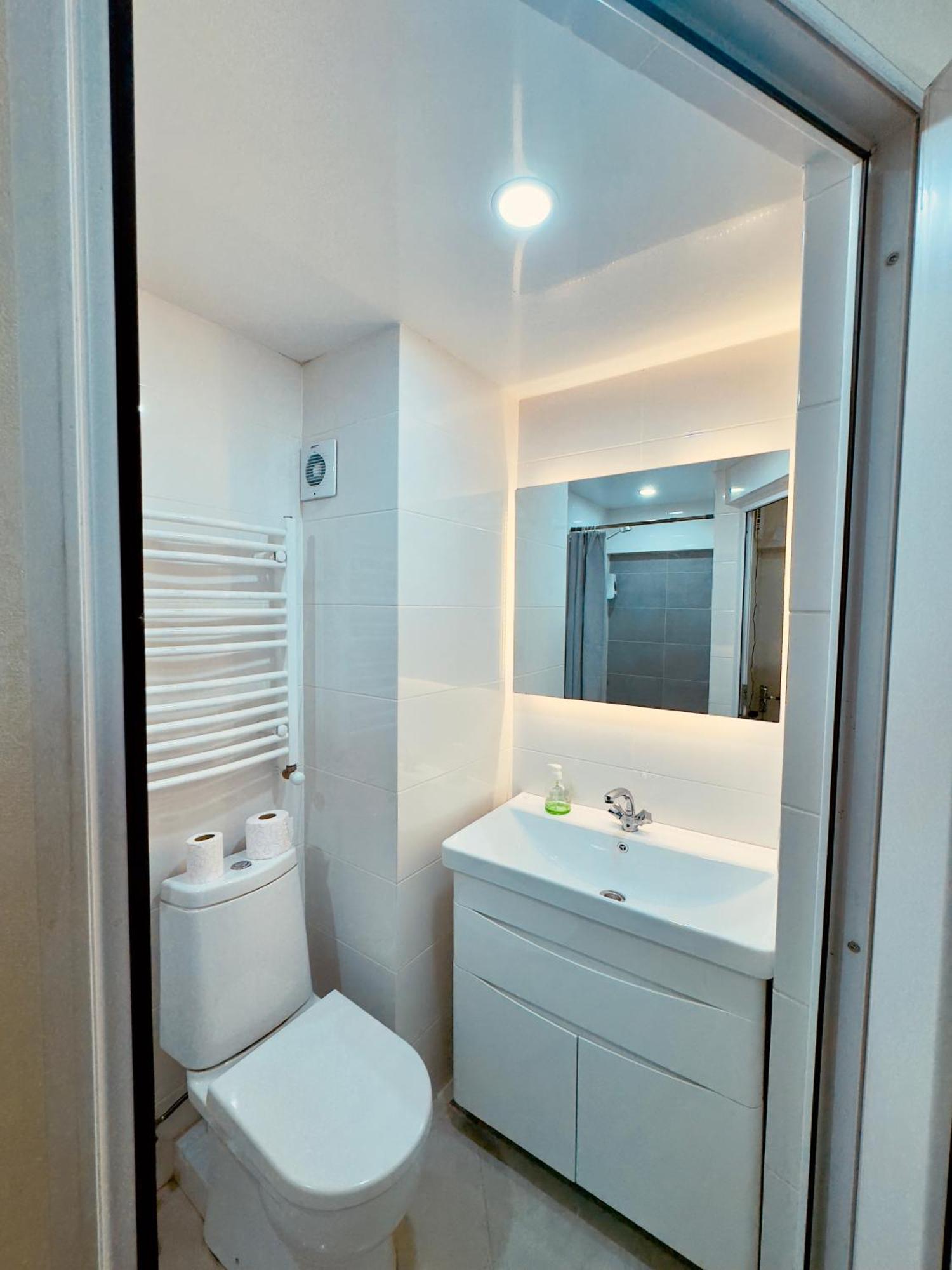 Gss - A Apartment Tbilissi Extérieur photo